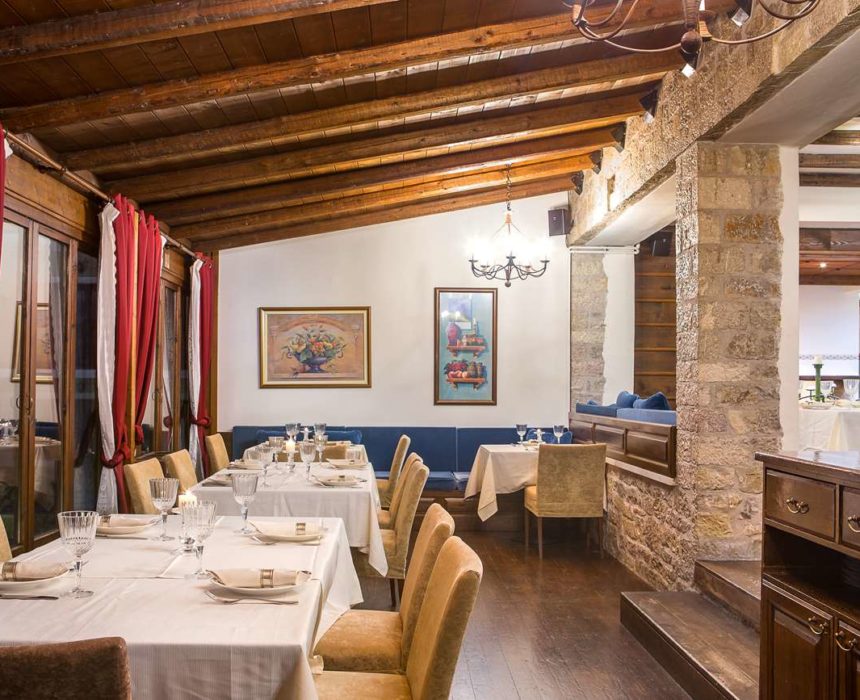 Country Club Hotel & Suites, Restaurant