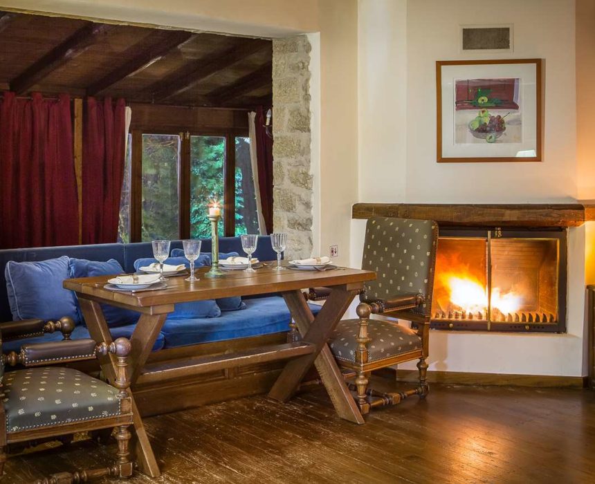 Country Club Hotel & Suites, Restaurant