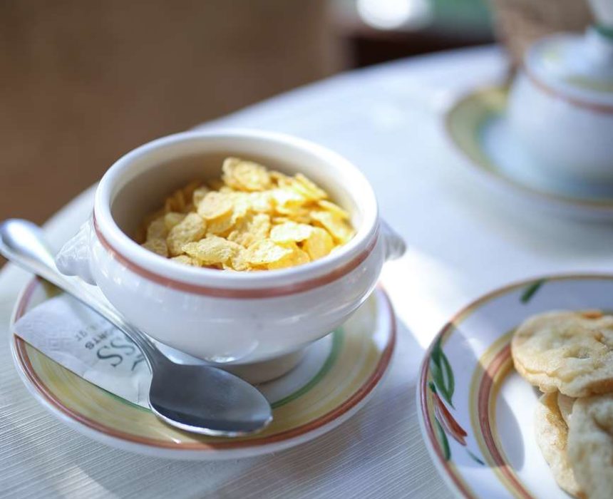 Country Club Hotel & Suites, Restaurant