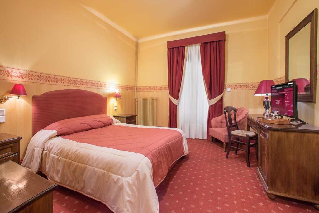 Country Club Hotel and Suites, Δίκλινο Δωμάτιο