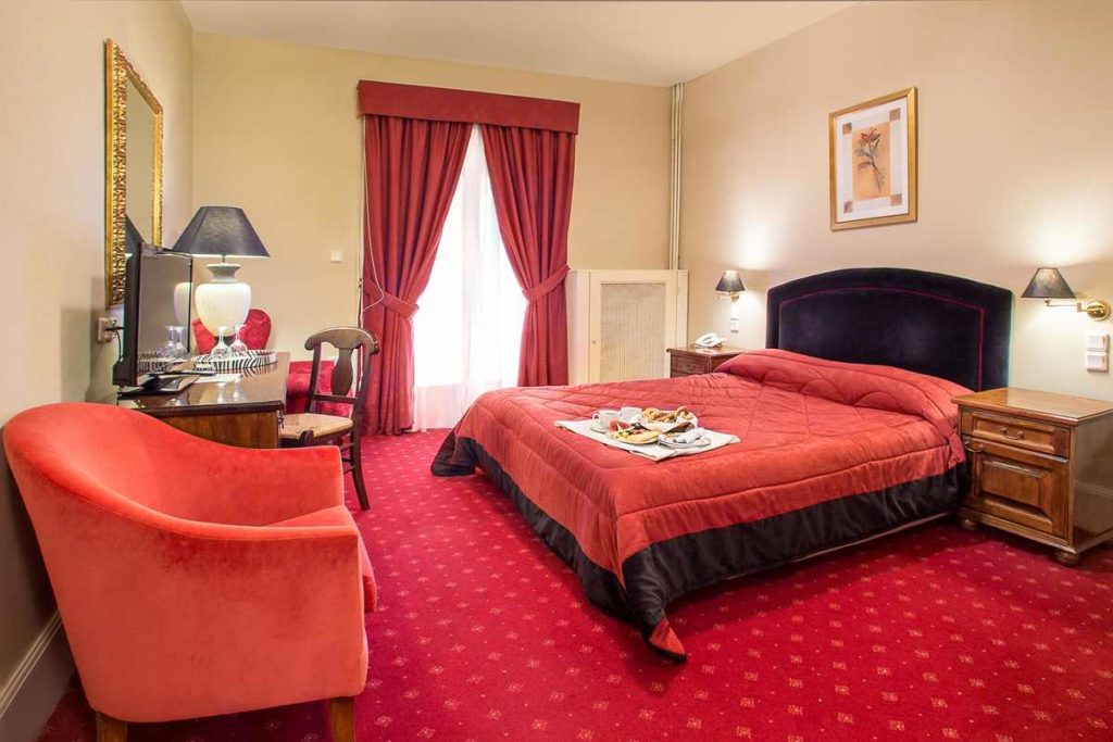 Country Club Hotel and Suites, Grand Σουίτα