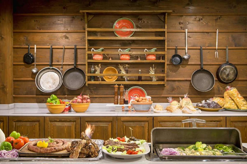 Country Club Hotel and Suites, Εστιατόριο