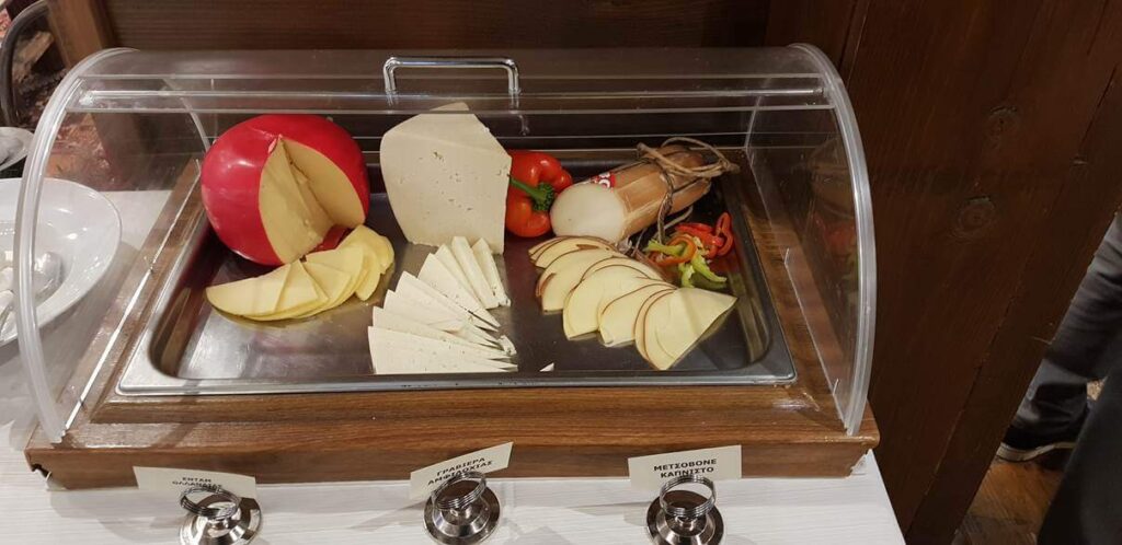 Across Hotels & Resorts -Country Club Hotel & Suites - Karpenisi - Winter Buffet