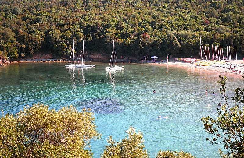800px-Sivota_Gr_-_panoramio-1